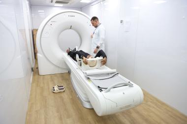 Demanda por Tomografias em Feira de Santana Será Zerada com Carreta do Programa Agora Tem Especialistas Demanda por Tomografias em Feira de Santana Será Zerada com Carreta do Programa Agora Tem Especialis