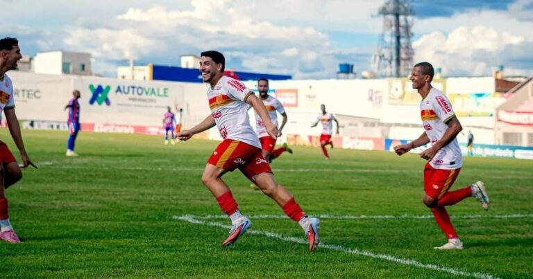 Juazeirense Lidera o Grupo B do Nordestão Após Vitória Sobre o Itabaiana Juazeirense Lidera o Grupo B do Nordestão Após Vitória Sobre o Itabaiana
