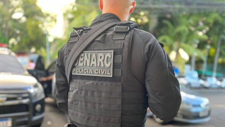 Polícia Civil da Bahia Desmantela Esquema de Drogas Entre Feira de Santana e Salvador Polícia Civil da Bahia Desmantela Esquema de Drogas Entre Feira de Santana e Salvador