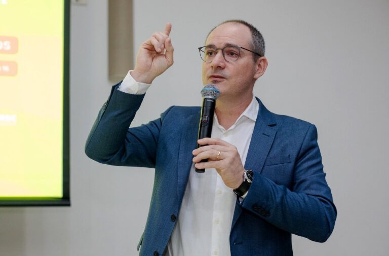 Sicredi Dexis Lança Curso Avançado em Agronegócio para Produtores Rurais Sicredi Dexis Lança Curso Avançado em Agronegócio para Produtores Rurais