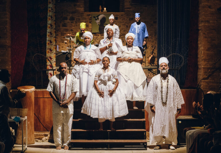 Teatro para Todos Retorna à Bahia com Programação Gratuita de Espetáculos