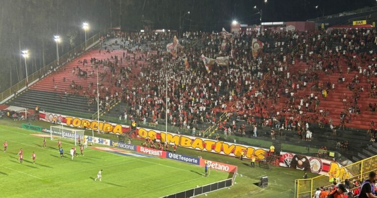 Vitória supera Juazeirense e atrai bom público na Copa do Nordeste Vitória supera Juazeirense e atrai bom público na Copa do Nordeste