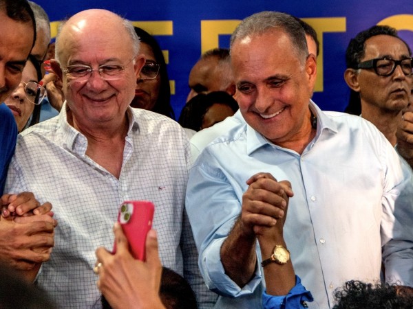 Zé Chico e José Ronaldo: A Parceria de Sucesso em Feira de Santana Zé Chico e José Ronaldo: A Parceria de Sucesso em Feira de Santana