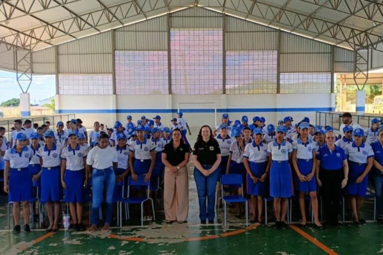 Polícia Civil da Bahia Promove Palestra Educativa sobre Bullying e Cyberbullying