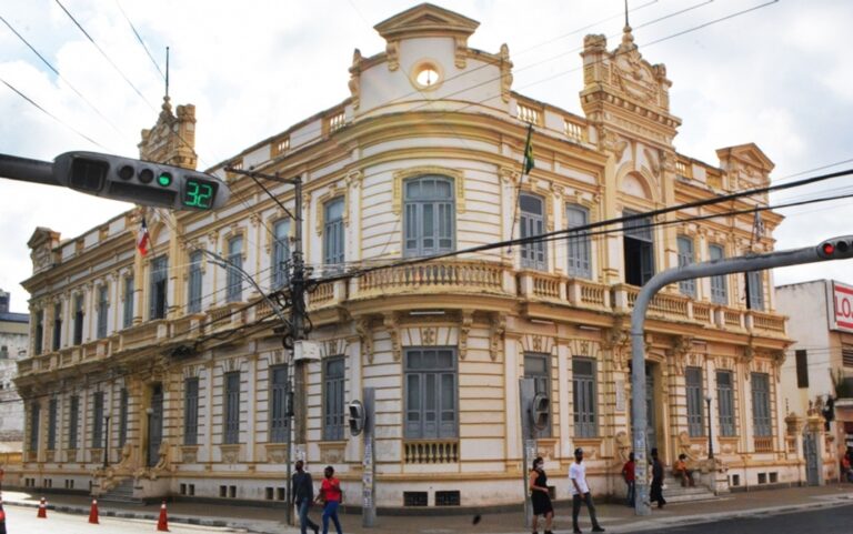 Prefeitura de Feira de Santana Define Calendário de Pagamento de Salários para 2026