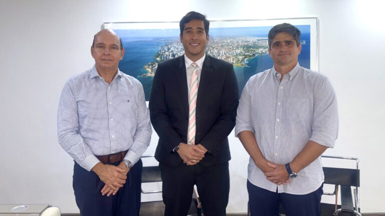 Ramon Bagano: Novo Presidente da Juceb Foca em Tecnologia para Desburocratizar o Setor Empresarial n