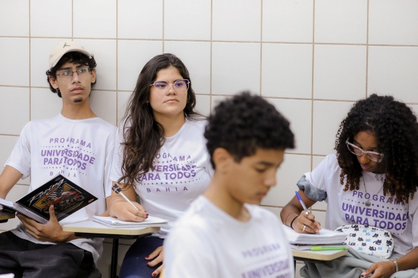 Universidade para Todos: 300 Vagas Remanescentes na Bahia para Alunos do Interior Universidade para Todos: 300 Vagas Remanescentes na Bahia para Alunos do Interior