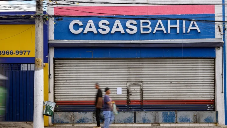 Crise da Casas Bahia Revela Vulnerabilidades do Varejo Baseado em Crédito