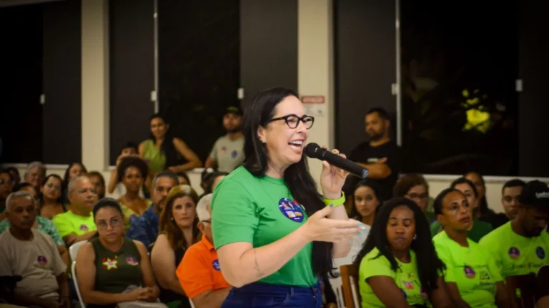 Ludmilla Fiscina e Daniel Alencar fortalecem alianças políticas em Alagoinhas Ludmilla Fiscina e Daniel Alencar fortalecem alianças políticas em Alagoinhas