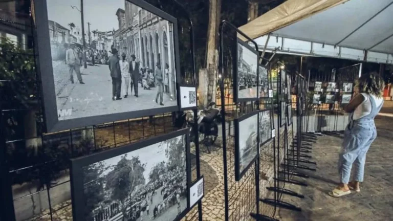 Projeto Retreta traz exposição fotográfica e música para celebrar a cultura de Feira de Santana Projeto Retreta traz exposição fotográfica e música para celebrar a cultura de Feira de Santana