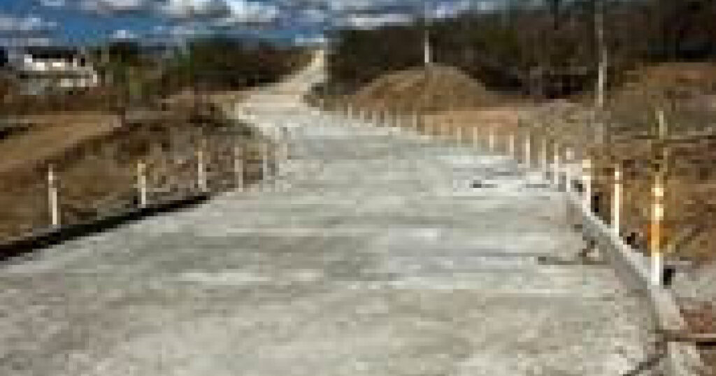 Aura Borborema Pavimenta Estrada em Currais Novos e Transforma Comunidade Potiguar