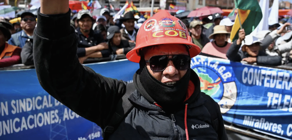 Greve Geral e Protestos Indígenas na Bolívia: Pressão sobre Rodrigo Paz Greve Geral e Protestos Indígenas na Bolívia: Pressão sobre Rodrigo Paz