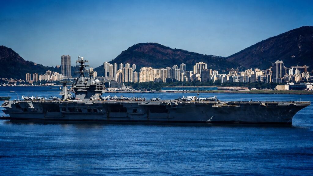 USS Nimitz Chega ao Rio: Marinha do Brasil Realiza Exercícios com Submarino Tikuna no Atlântico Sul USS Nimitz Chega ao Rio: Marinha do Brasil Realiza Exercícios com Submarino Tikuna no Atlântico Sul