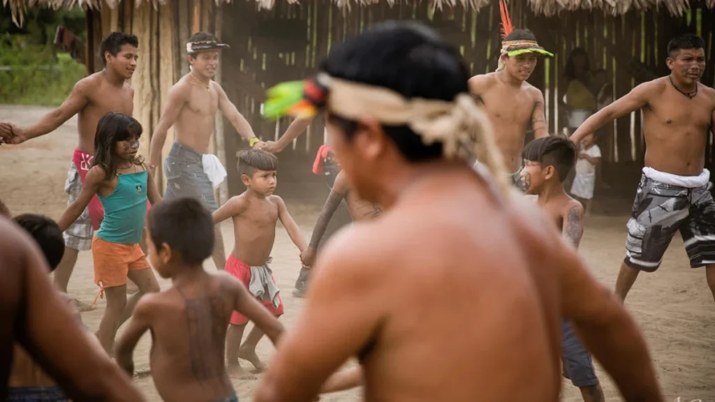 Amazonas lidera em mortes de crianças indígenas: relatório do Cimi revela dados preocupantes Amazonas lidera em mortes de crianças indígenas: relatório do Cimi revela dados preocupantes