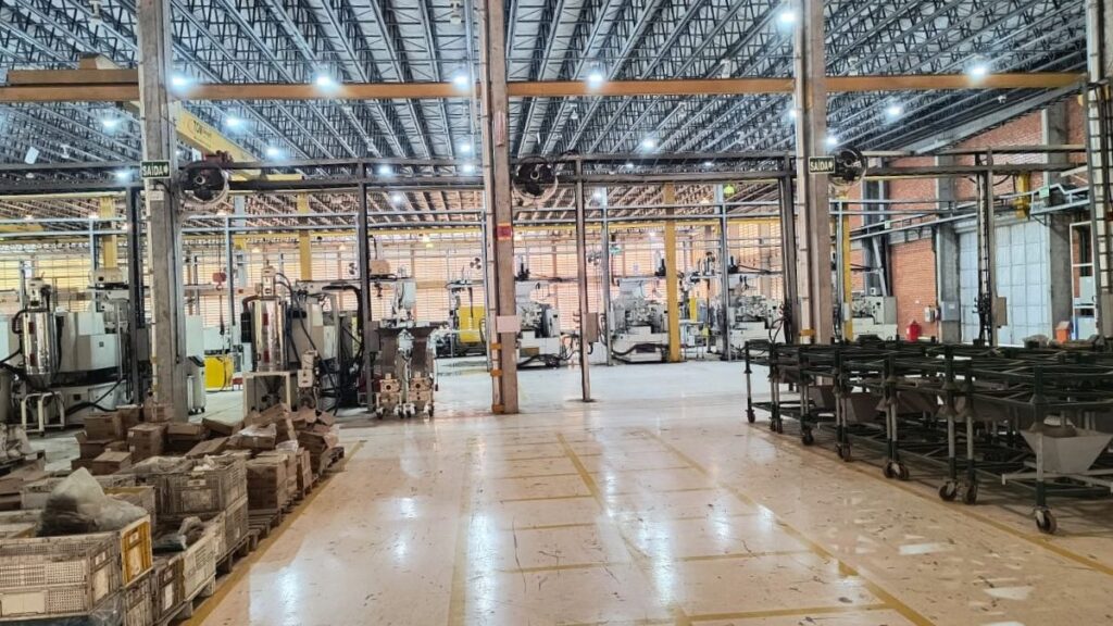 Indústria de Plástico vai a Leilão em Joinville Com Valor de R$ 35,9 Milhões Indústria de Plástico vai a Leilão em Joinville Com Valor de R$ 35,9 Milhões