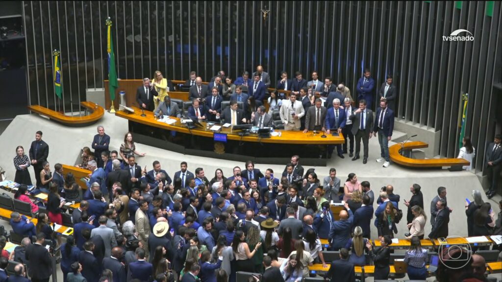 A Guerra Política pela Dosimetria dos Atos Golpistas: Desafios e Consequências