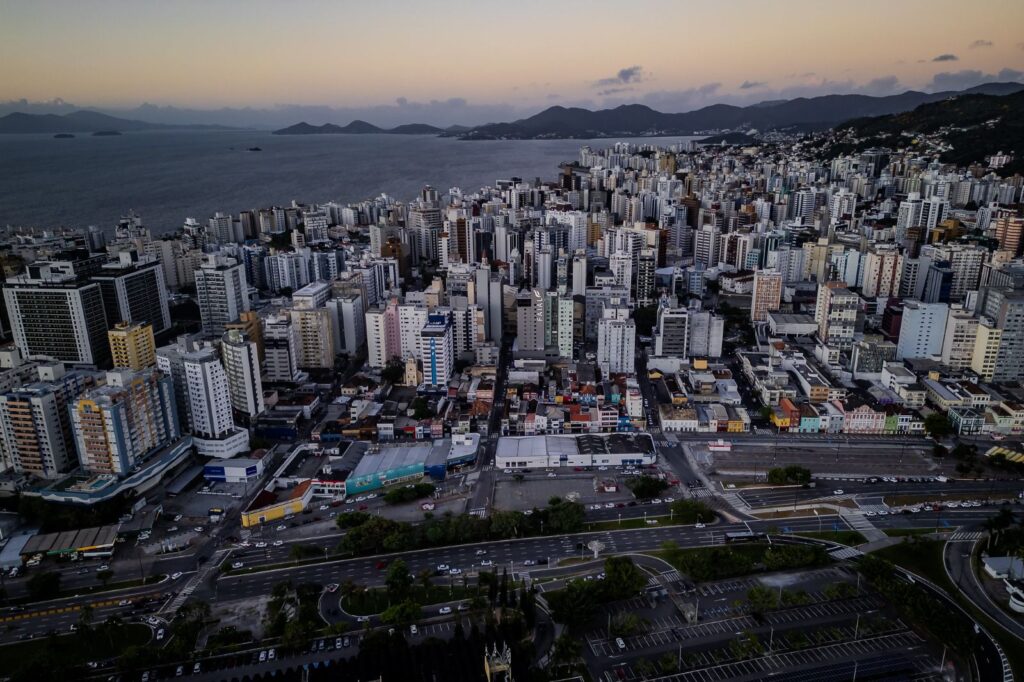 Florianópolis Oferece Isenção de Impostos para Novos Empreendimentos Turísticos Florianópolis Oferece Isenção de Impostos para Novos Empreendimentos Turísticos