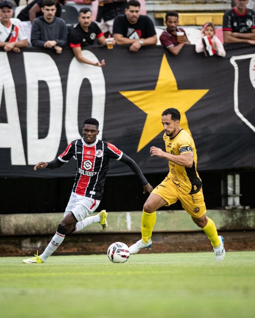 Joinville e Cascavel Empatam na Série D em Jogo Atraente