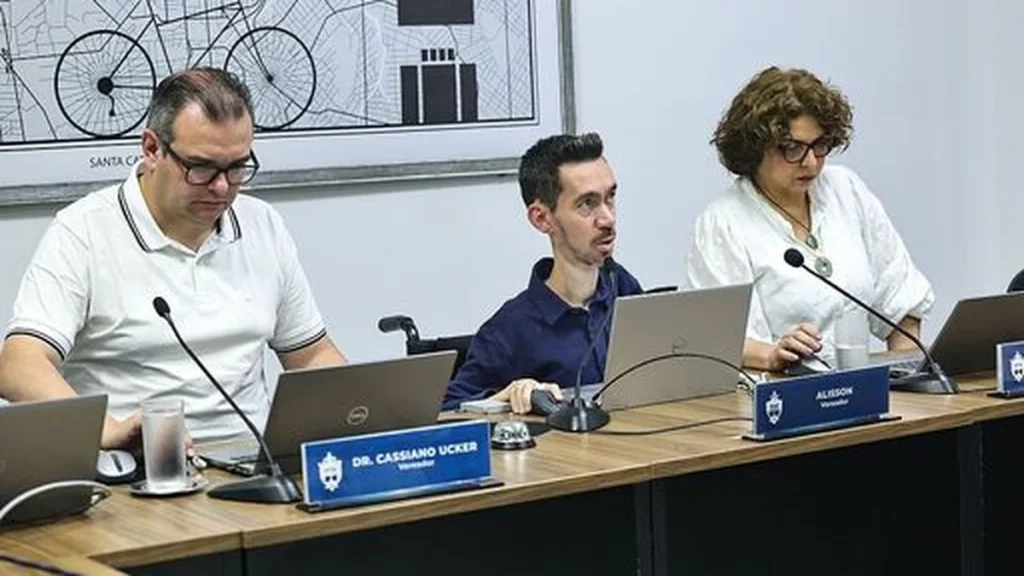 Parcerias com a iniciativa privada podem transformar escolas de Joinville