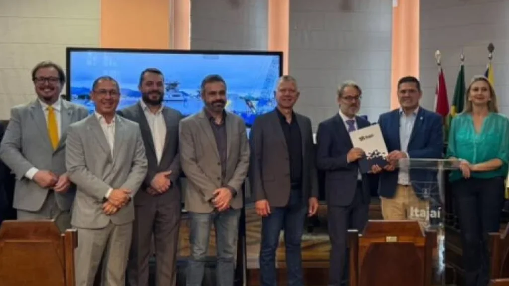 Itajaí propõe consulado honorário de Luxemburgo para impulsionar negócios Itajaí propõe consulado honorário de Luxemburgo para impulsionar negócios