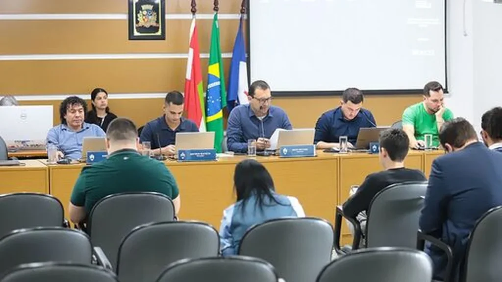 Joinville define regras para uso seguro da inteligência artificial na gestão pública Joinville define regras para uso seguro da inteligência artificial na gestão pública