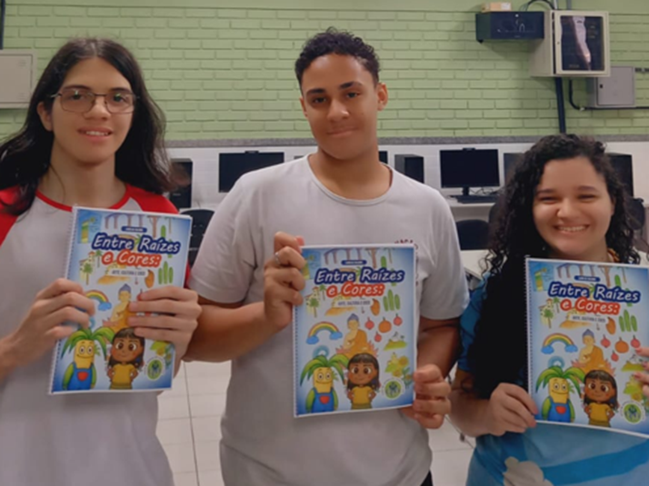 Lançamento de Livro de Colorir Celebra a Cultura Capixaba em Escola de Vila Velha Lançamento de Livro de Colorir Celebra a Cultura Capixaba em Escola de Vila Velha