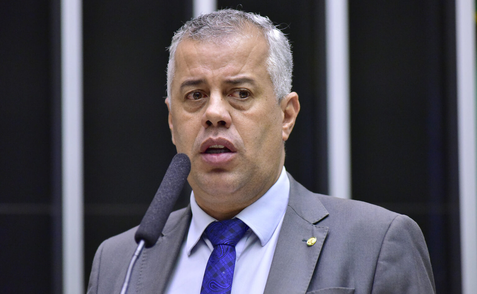Definições políticas em Brasília: Evair aguarda momento decisivo Definições políticas em Brasília: Evair aguarda momento decisivo