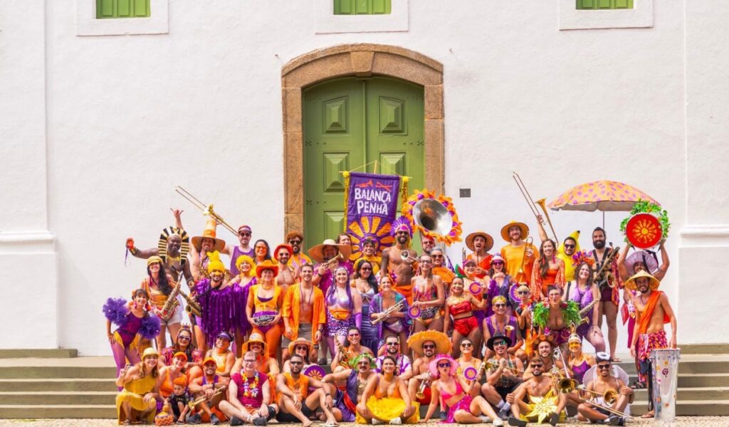 Delírio Tropical: Verão de Vila Velha é Agitado por Shows Gratuitos e Cultura Diversificada Delírio Tropical: Verão de Vila Velha é Agitado por Shows Gratuitos e Cultura Diversificada