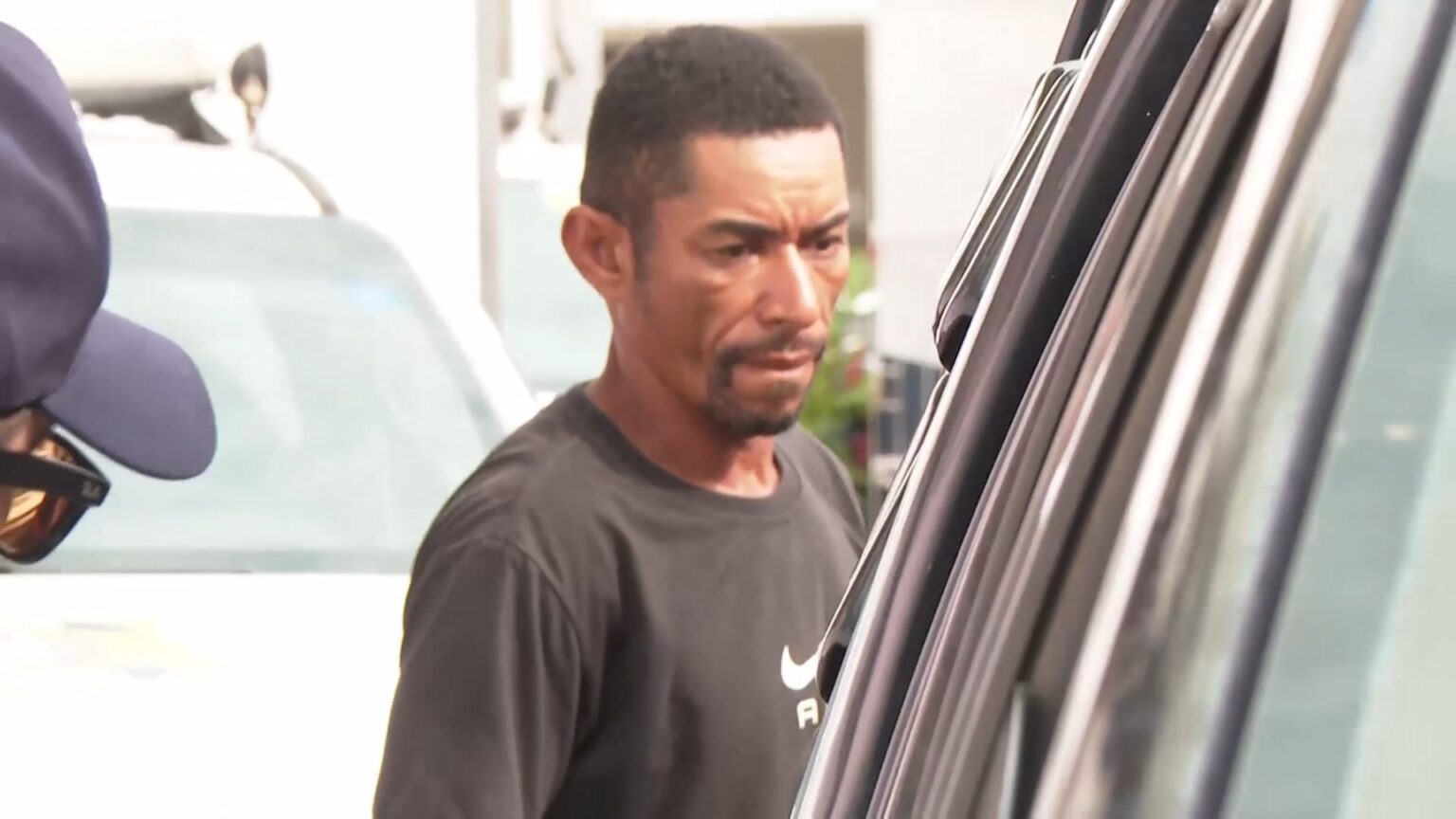 Homem é Detido Após Invasão na Residência de Capitão da PM em Vila Velha Homem é Detido Após Invasão na Residência de Capitão da PM em Vila Velha