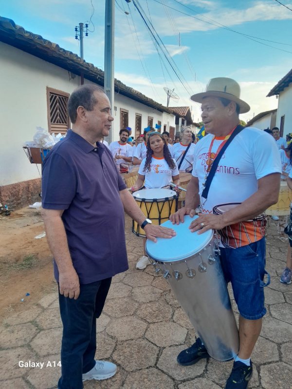 Vicentinho Júnior Renova Esperanças em Porto Nacional Durante o Carnaval Vicentinho Júnior Renova Esperanças em Porto Nacional Durante o Carnaval