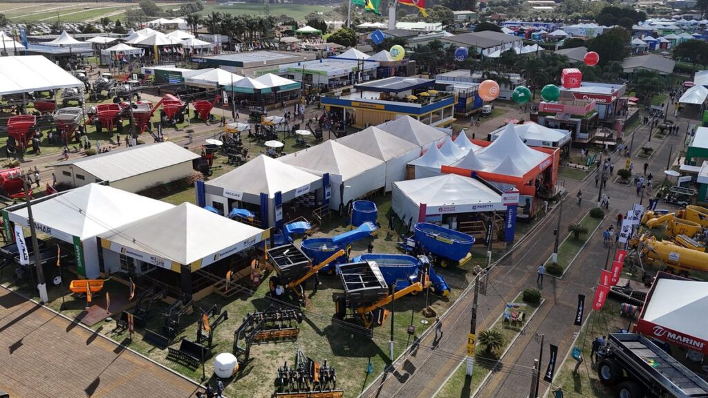 Expodireto Cotrijal: A Disney do Agronegócio em Não-Me-Toque Expodireto Cotrijal: A Disney do Agronegócio em Não-Me-Toque