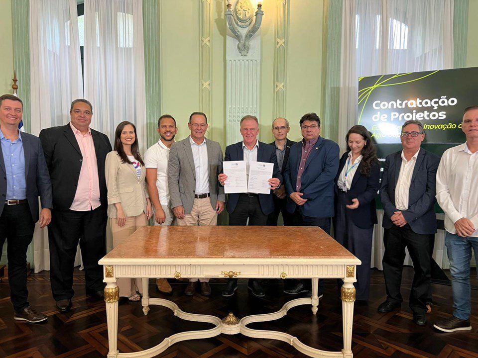 Governo do Estado Avança na Inovação do Agronegócio Capixaba com Novas Iniciativas Governo do Estado Avança na Inovação do Agronegócio Capixaba com Novas Iniciativas