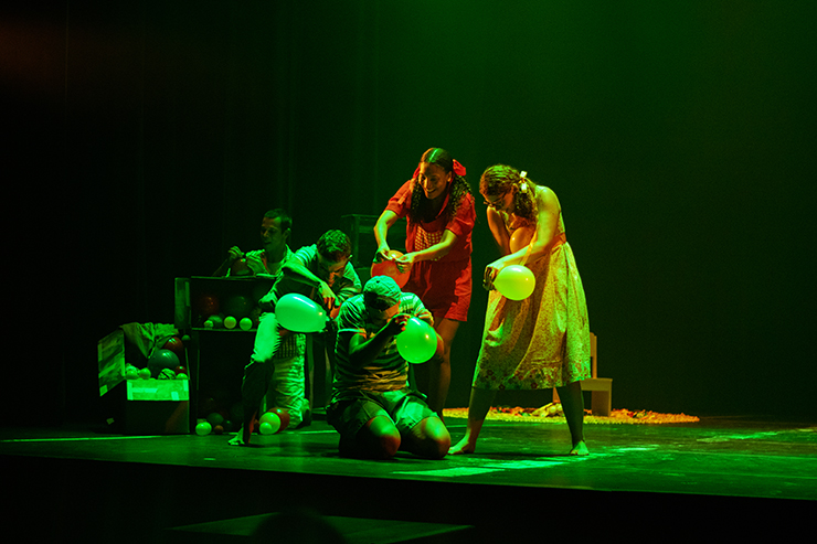 Grupo Beta de Teatro Apresenta ‘Os Irmãos de Papel’ em Vitória (ES) | Espetáculo Gratuito Grupo Beta de Teatro Apresenta 'Os Irmãos de Papel' em Vitória (ES) | Espetáculo Gratuito