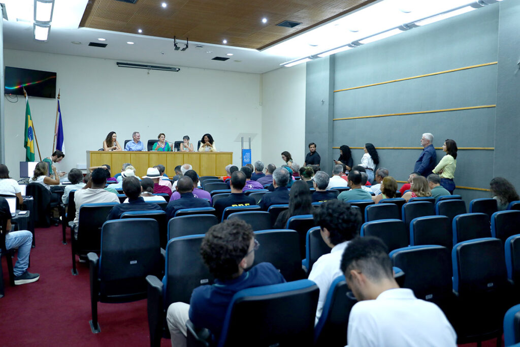 Homens e a Luta Contra a Violência de Gênero: Reflexões Importantes Homens e a Luta Contra a Violência de Gênero: Reflexões Importantes