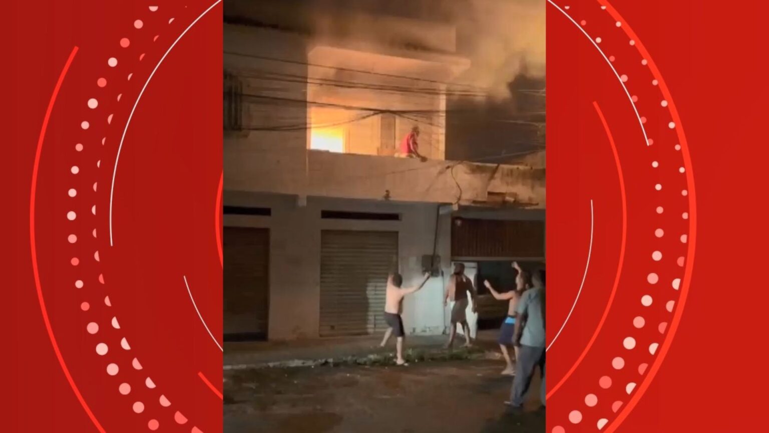 Idoso de 94 anos é Resgatado por Vizinhos Após Incêndio em Vila Velha