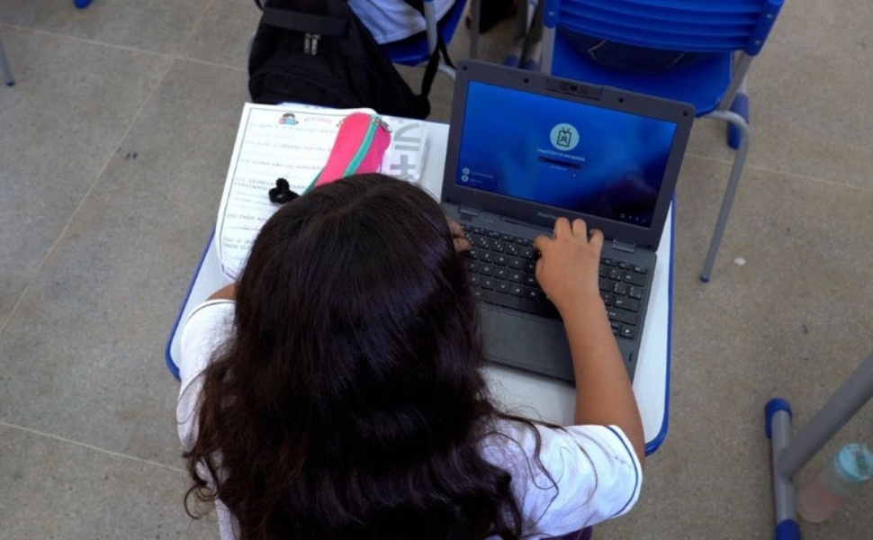 Internet nas Escolas do Espírito Santo: 97,3% com Acesso em 2025 Internet nas Escolas do Espírito Santo: 97,3% com Acesso em 2025