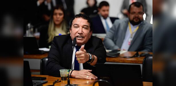 Bolsonaro Define Rumos do PL no Espírito Santo com Flávio Bolsonaro Bolsonaro Define Rumos do PL no Espírito Santo com Flávio Bolsonaro