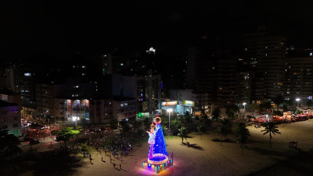 Imagem de Nossa Senhora da Penha será acesa em Vila Velha com mais de 120 mil luzes Imagem de Nossa Senhora da Penha será acesa em Vila Velha com mais de 120 mil luzes