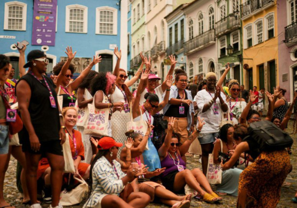Imersão Potencializa Mulheres Negras na Música e Economia Criativa em Salvador Imersão Potencializa Mulheres Negras na Música e Economia Criativa em Salvador