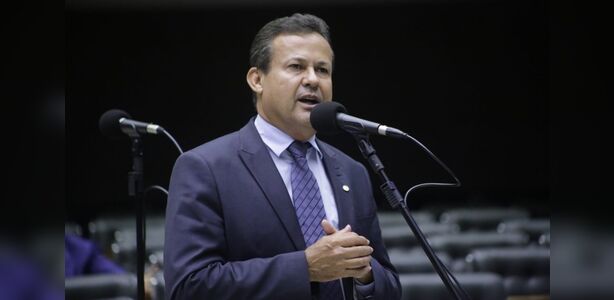 Neucimar Fraga Abandona o PSDB e Se Une ao PL: Mudança Estratégica na Política de Vila Velha Neucimar Fraga Abandona o PSDB e Se Une ao PL: Mudança Estratégica na Política de Vila Velha