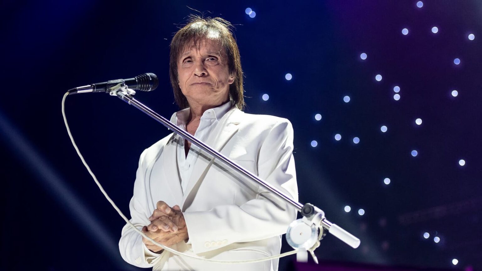 Roberto Carlos se emociona ao relembrar ‘Meu Pequeno Cachoeiro’ em show que celebrou seus 85 anos Roberto Carlos se emociona ao relembrar 'Meu Pequeno Cachoeiro' em show que celebrou seus 85 anos