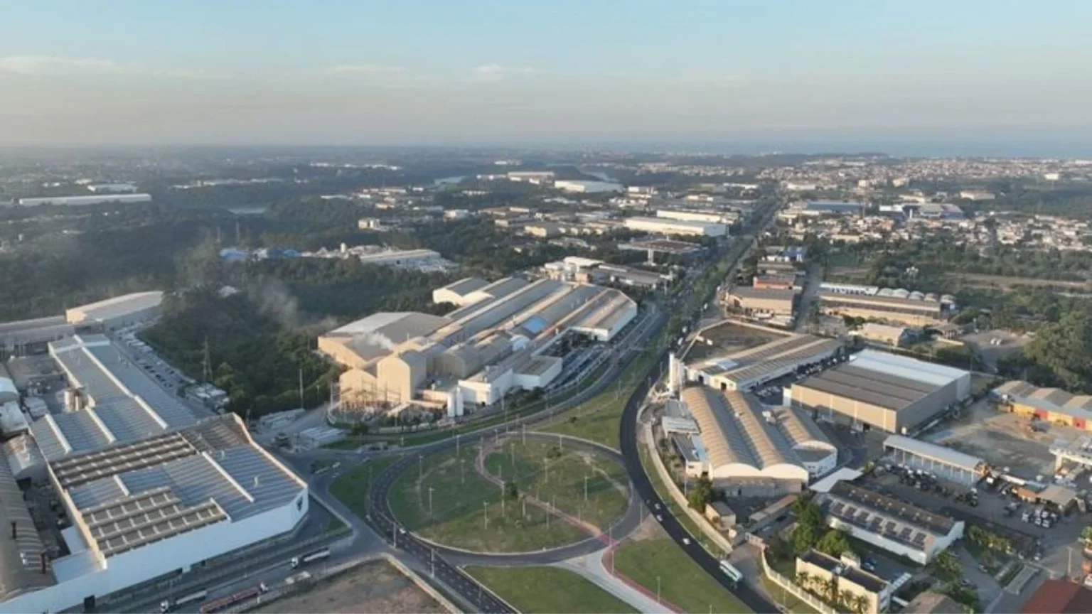Economia da Serra cresce 735% em 20 anos e supera Vitória no Espírito Santo Economia da Serra cresce 735% em 20 anos e supera Vitória no Espírito Santo
