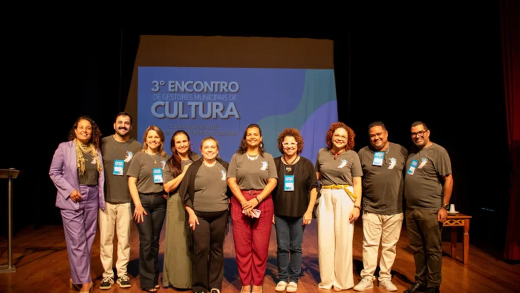 Vitória reúne gestores para debater futuro da cultura municipal