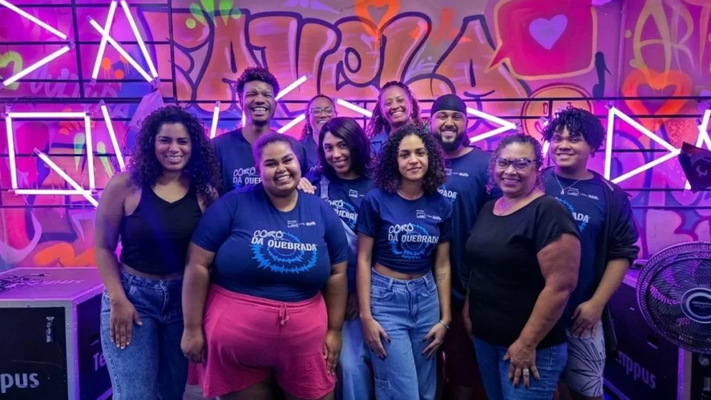 Coro da Quebrada apresenta show gratuito no Centro de Vitória com repertório vibrante