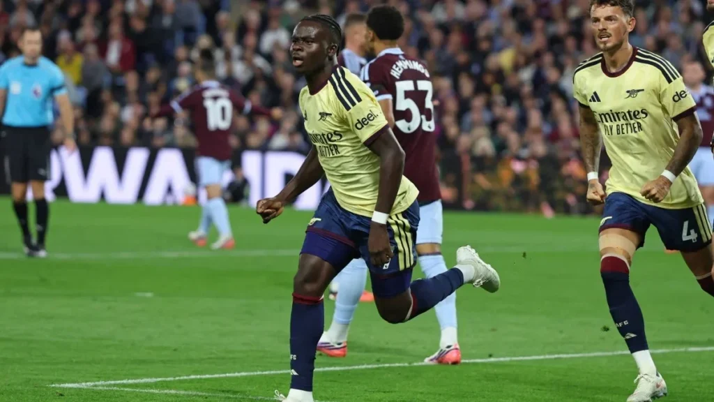 Arsenal vence Aston Villa com Bruno Guimarães e mantém sequência positiva na Premier League