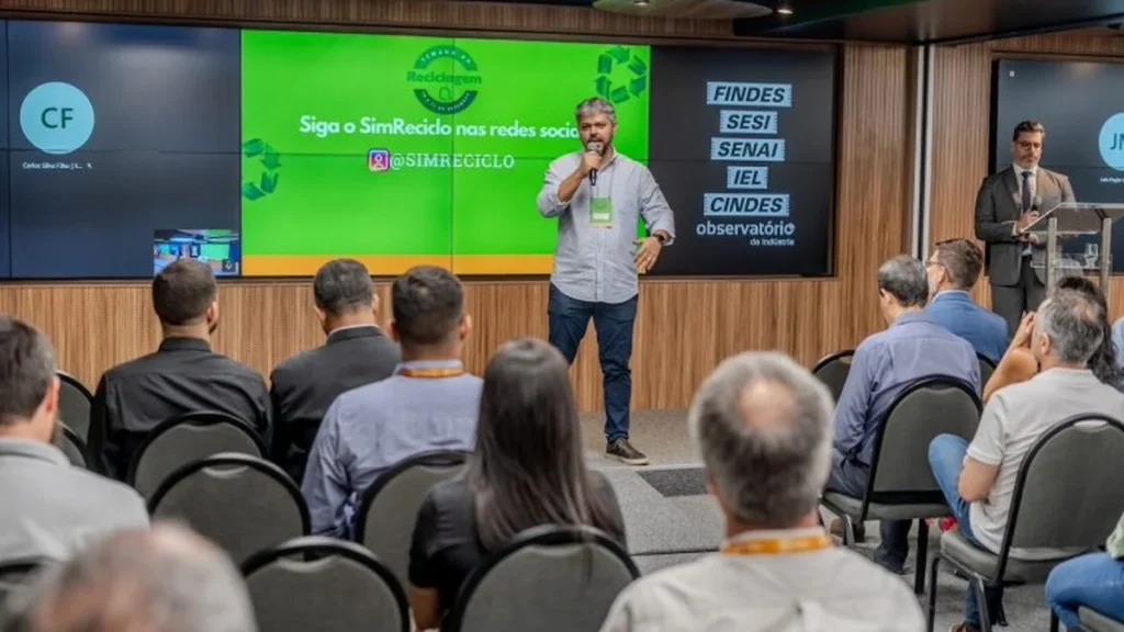 Do desmanche à economia circular: evento em Vitória destaca modelo gaúcho que reduziu roubos de veículos Do desmanche à economia circular: evento em Vitória destaca modelo gaúcho que reduziu roubos de veíc