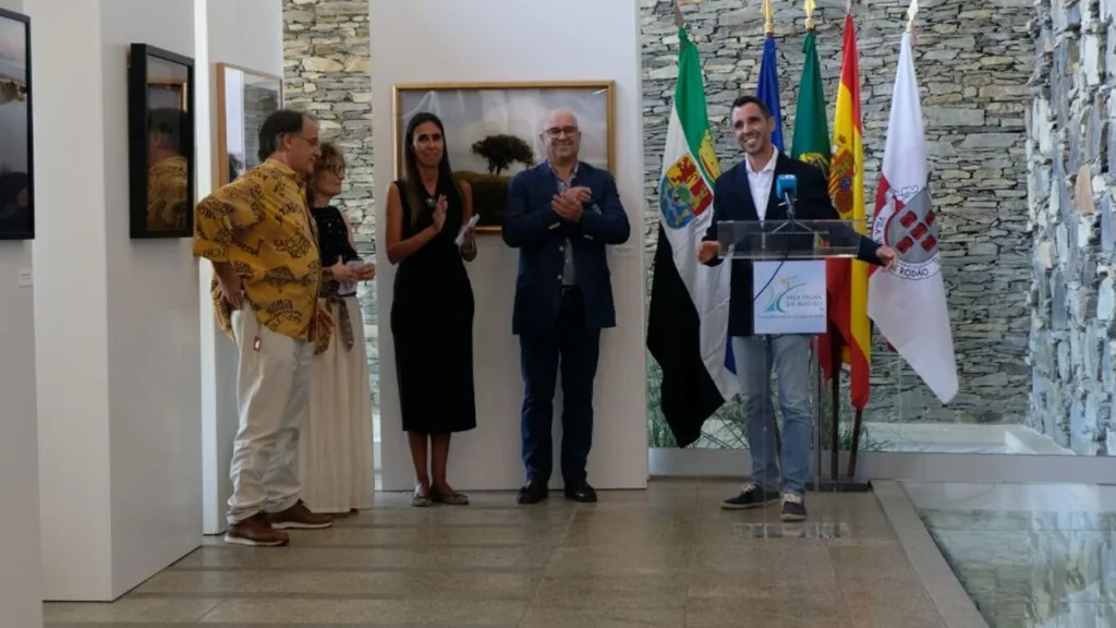 Exposição de Fotografia Santiago Castelo destaca patrimônio cultural em Vila Velha de Ródão
