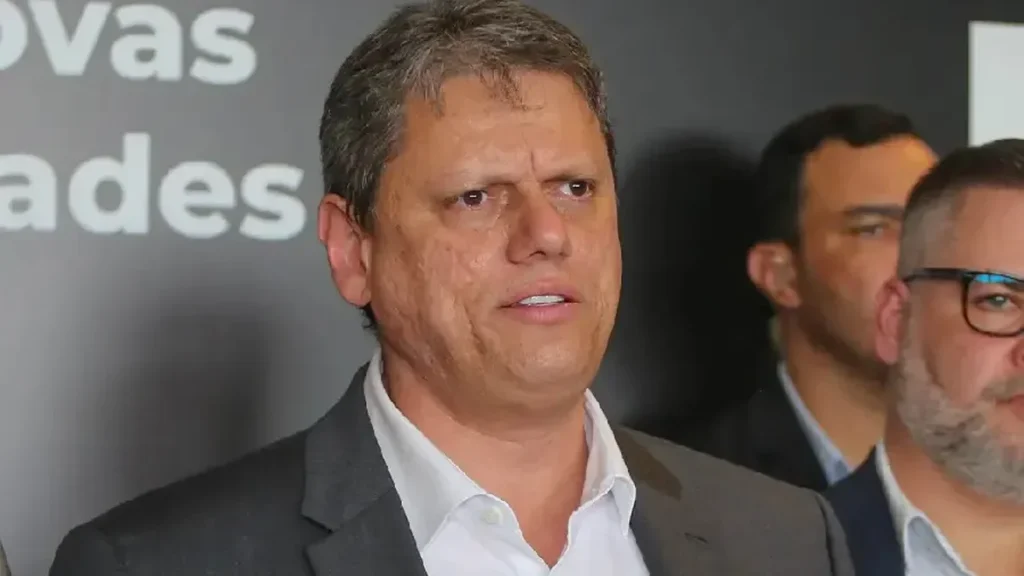 Vox Brasil aponta vitória de Tarcísio no 1º turno e liderança de Derrite para o Senado em São Paulo