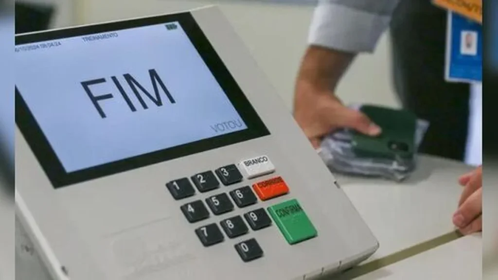 Abstenção nas Eleições no Espírito Santo: Impactos e Desafios para o Resultado Abstenção nas Eleições no Espírito Santo: Impactos e Desafios para o Resultado