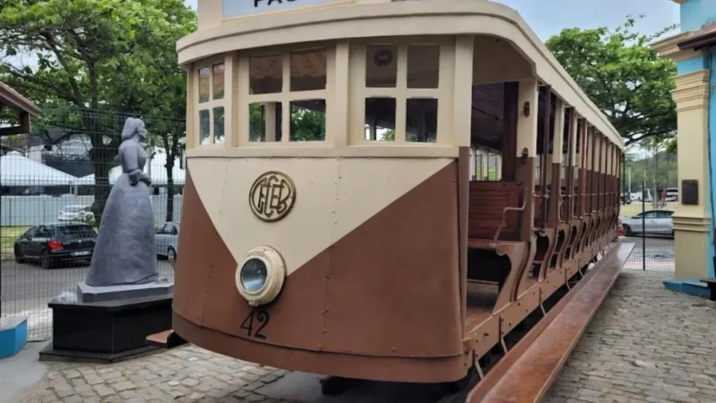 Passeio Virtual do Bonde Histórico 42 Restaura Memórias de Vila Velha